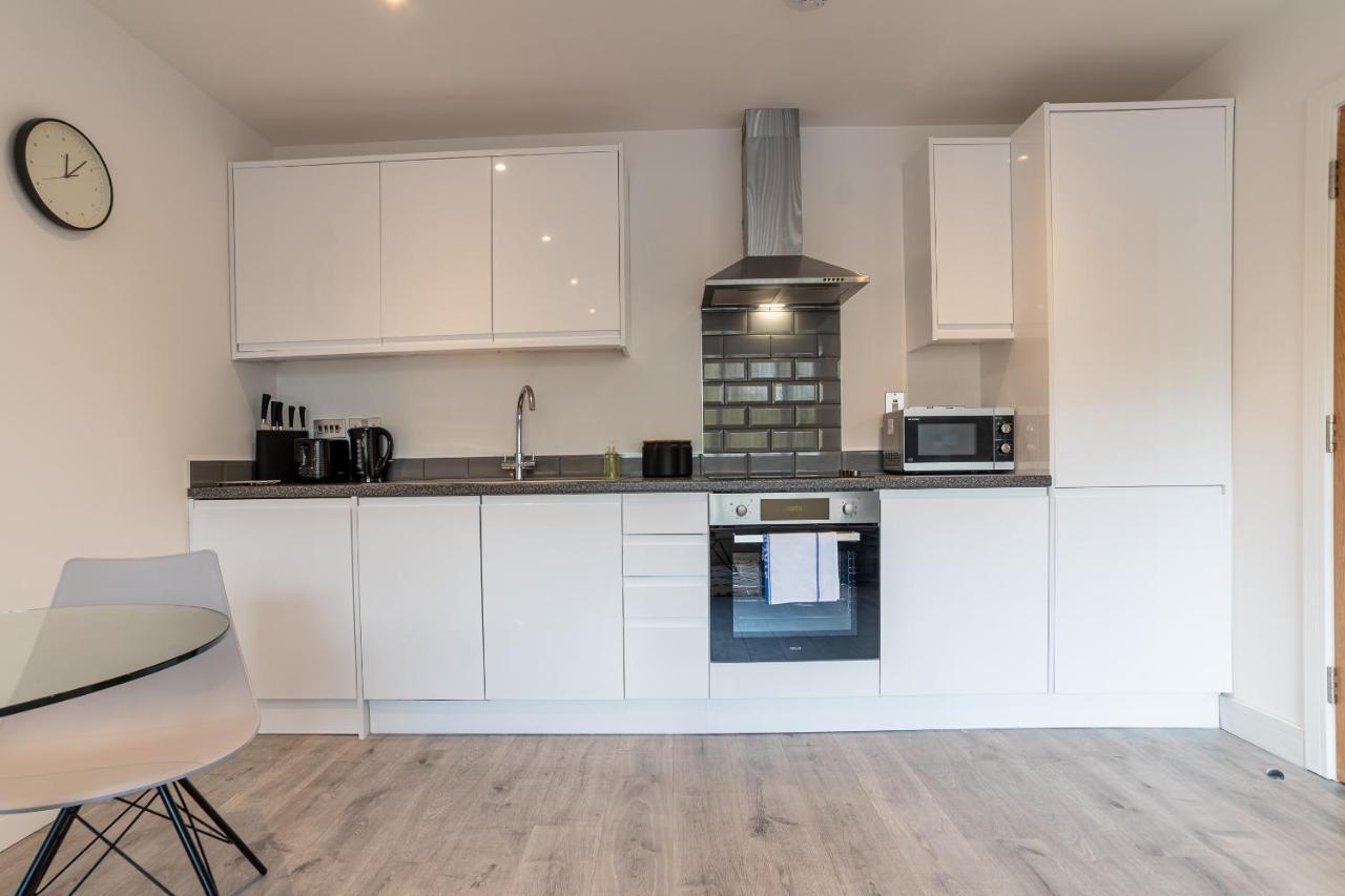 Copenhagen Court Apartments Basingstoke Exterior foto